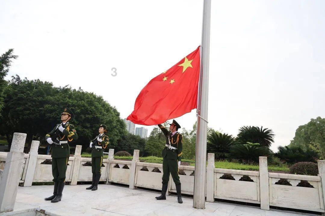 一个长方形操场长是70米,宽是50米,扩建后长增加了25米宽不变长方形操场的面积增加了多少平方米?-简约高效的有问必答平台